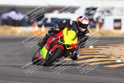 media/Jan-14-2024-SoCal Trackdays (Sun) [[2e55ec21a6]]/Turn 16 Set 2 (1125am)/